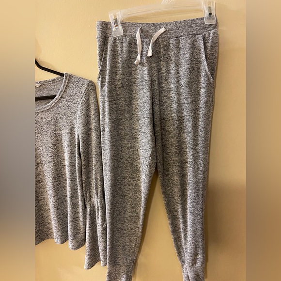 H&M Urban Kids - grey jogger set - top & pants - size large/14-16 - Picture 2 of 10